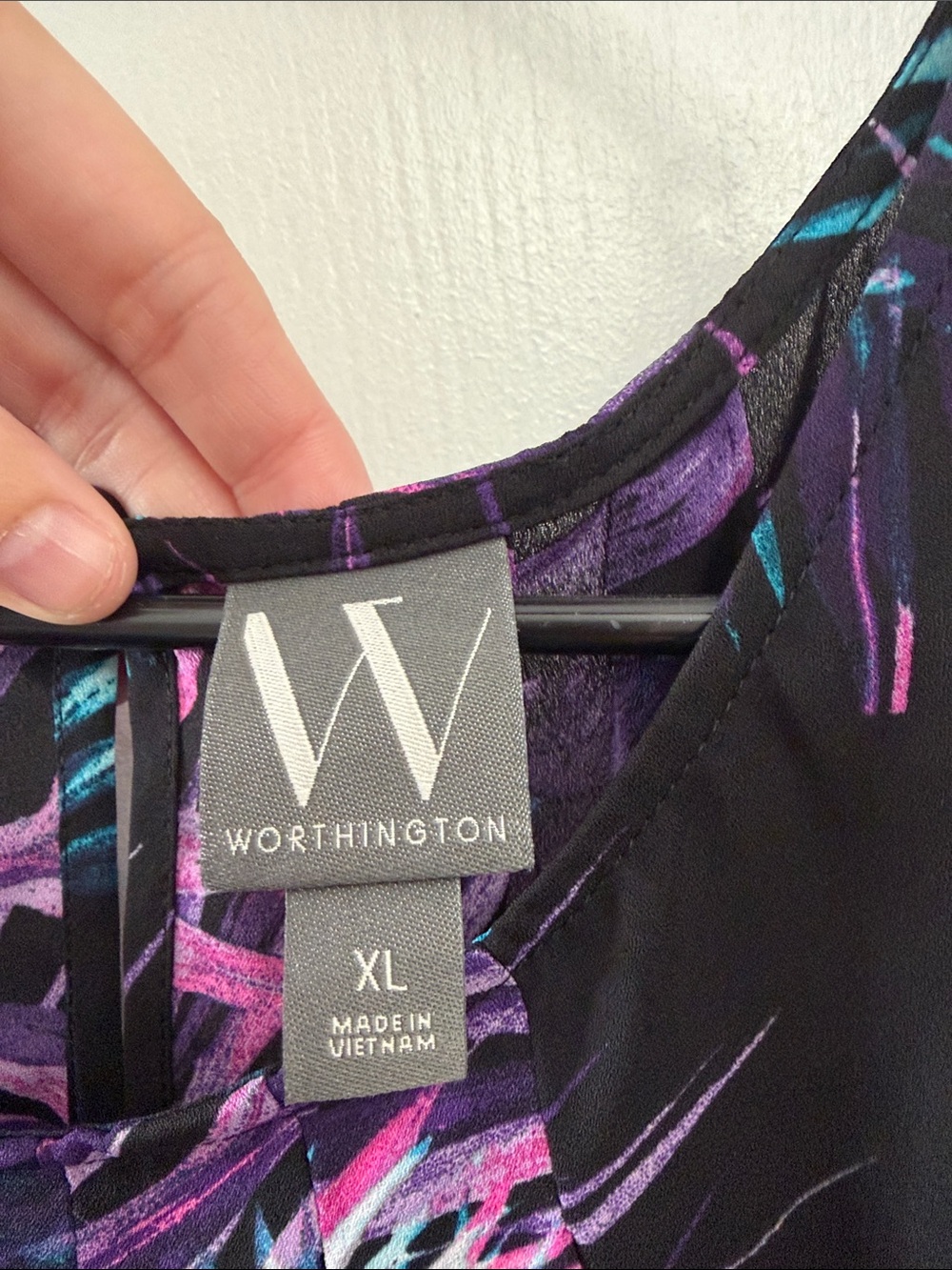 Worthington Black Sleeveless Top with Teal, Purple & Pink Leaf Print - Picture 3 of 10